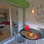 De 33 M2, Vue Et Bord De Mer, Parking * La Grande Motte