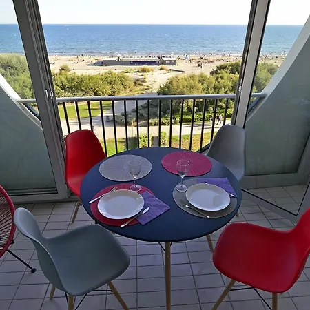 De 33 M2, Vue Et Bord De Mer, Parking * La Grande-Motte