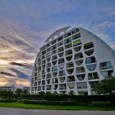 De 33 M2, Vue Et Bord De Mer, Parking 아파트 *
