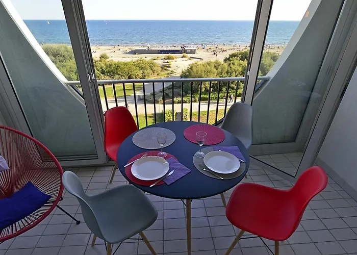 De 33 M2, Vue Et Bord De Mer, Parking * La Grande Motte